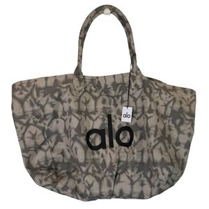Alo Yoga Iconic Shopper Tote in Grey Tie-Dye Black Logo Oversized Cotton Canvas